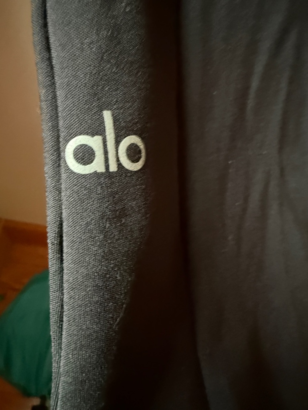 ALO Yoga Black Boot-Cut Flare Pull-On Pants - Picture 7 of 10